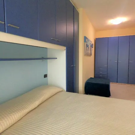 Aparthotel Michelangelo Rta 2*