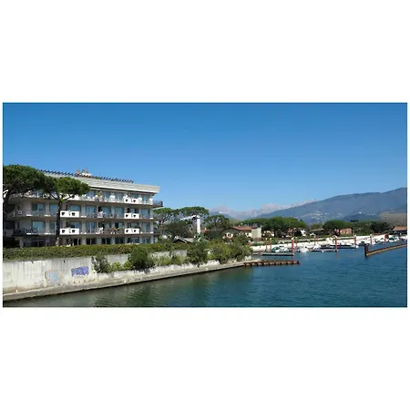 Michelangelo Rta Aparthotel Cinquale