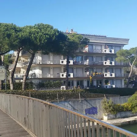 Michelangelo Rta Aparthotel