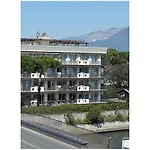 Michelangelo Rta Hotel apartamentowy Cinquale
