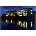 Hotel apartamentowy Michelangelo Rta 4*